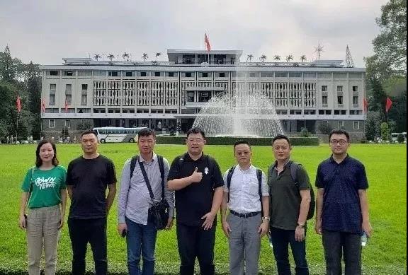 hahabet控股董事长，副董事长一行赴越南考察调研